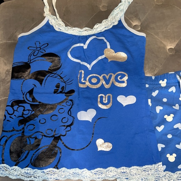 Pjs - Picture 2 of 4